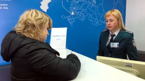 Если у Вас возникли вопросы по порядку получения услуг налогового органа, обратитесь к администратору операционного зала