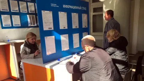 В Инспекции предусмотрены места для заполнения деклараций и заявлений