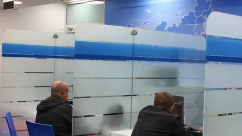 Операционный зал Межрайонной ИФНС России №15 по Нижегородской области: г. Нижний Новгород, ул. Фрунзе, д.7