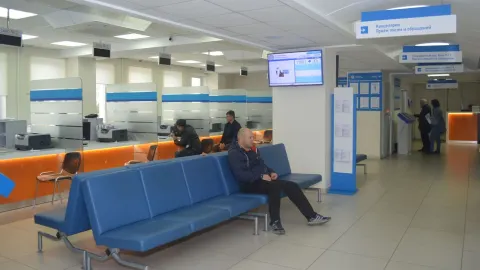 В операционном зале имеются комфортные места для ожидания